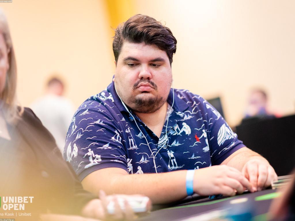 ការណែនាំកាស៊ីណូ: សេវាកម្ម និងការប្រកួតដែលអ្នកត្រូវដឹង