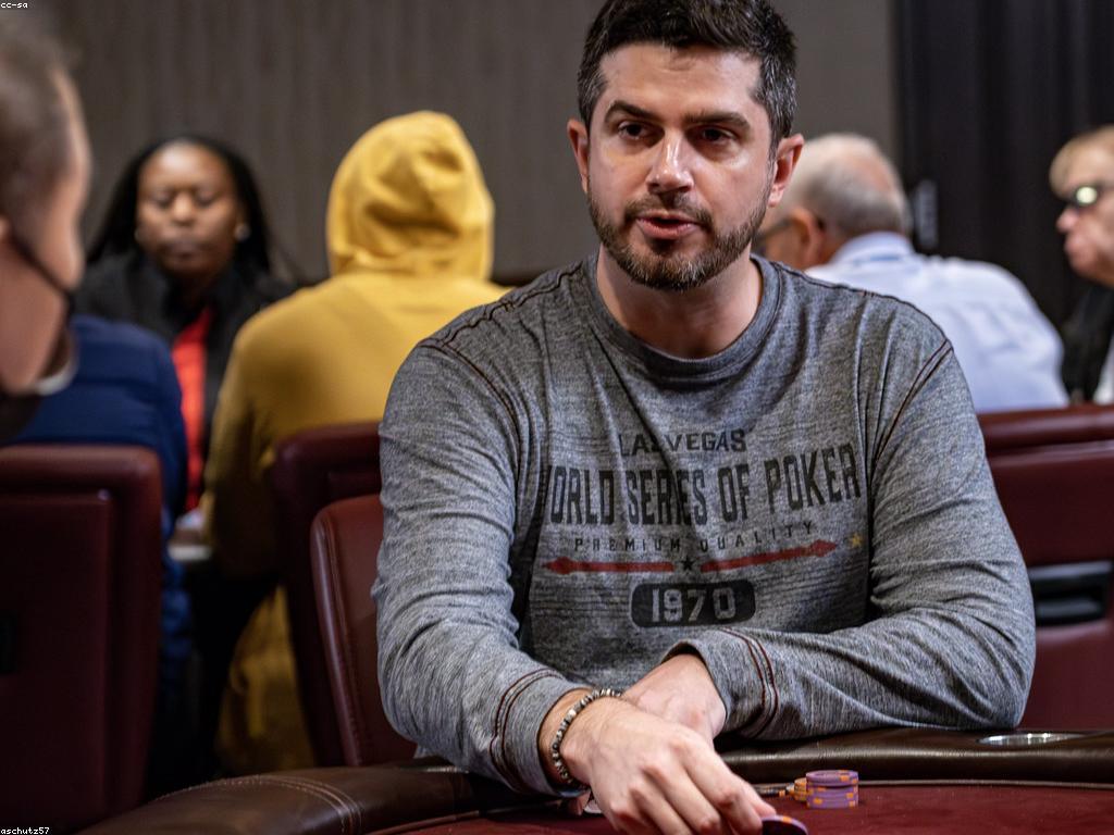 ការពិចារណានៅលើបញ្ហាអត្ថប្រយោជន៍នៃកាស៊ីណូ