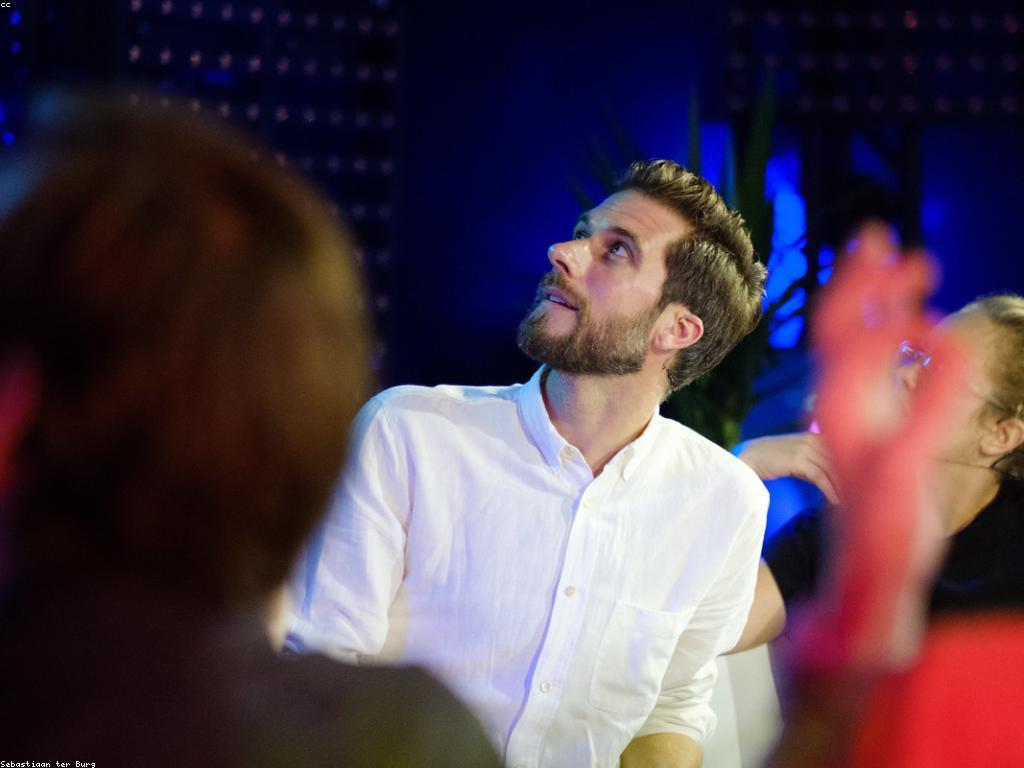 ហ្គេម និងប្រព័ន្ធ: ការយល់ដឹងពីការបង្រៀននិងការស្វែងយល់